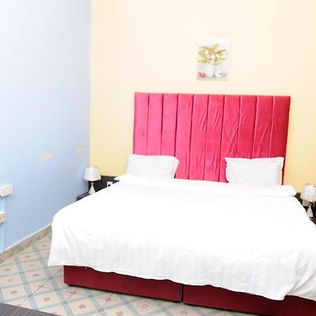 Bahrain Plaza Hotel 마나마 외부 사진